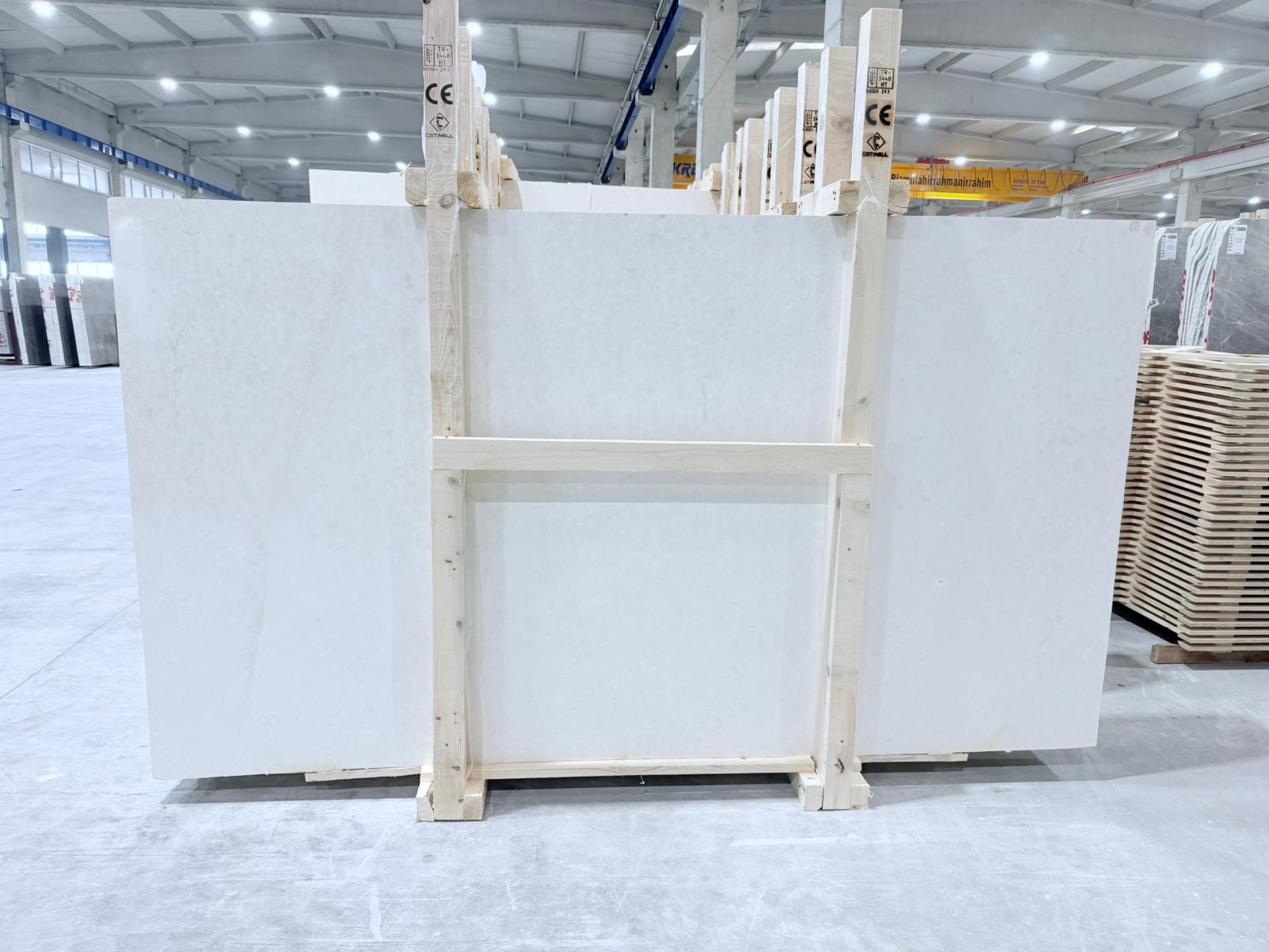 Cloudy Limestone Polished